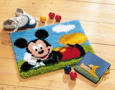 Broderipakning Disney - Rya tæppe - Mickey Mouse - og Ryapuder