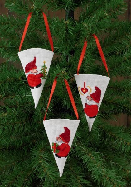 Broderipakning - 3 stk. Jule dekorationer til juletr - Krmmerhus Nisser
