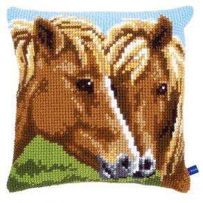 Broderipakning - stramajpude - 2 Heste