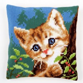 Broderipakning - Stramaj pude - Kat p et tr