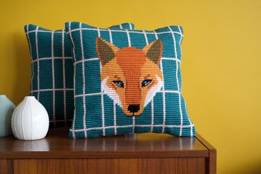 Broderipakning - stramaj pude - Rven Gunther