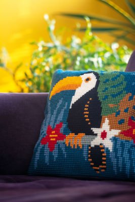 Broderipakning - stramaj pude - Toucan