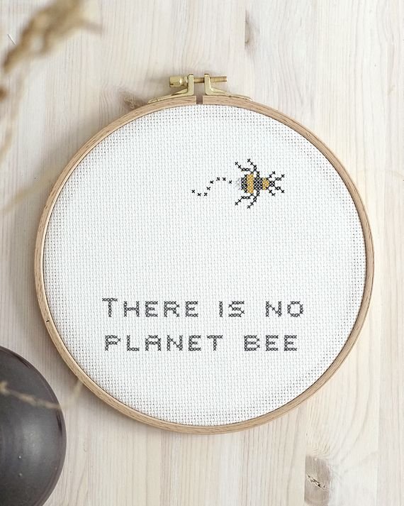 Broderikit - billede - There is no planet Bee
