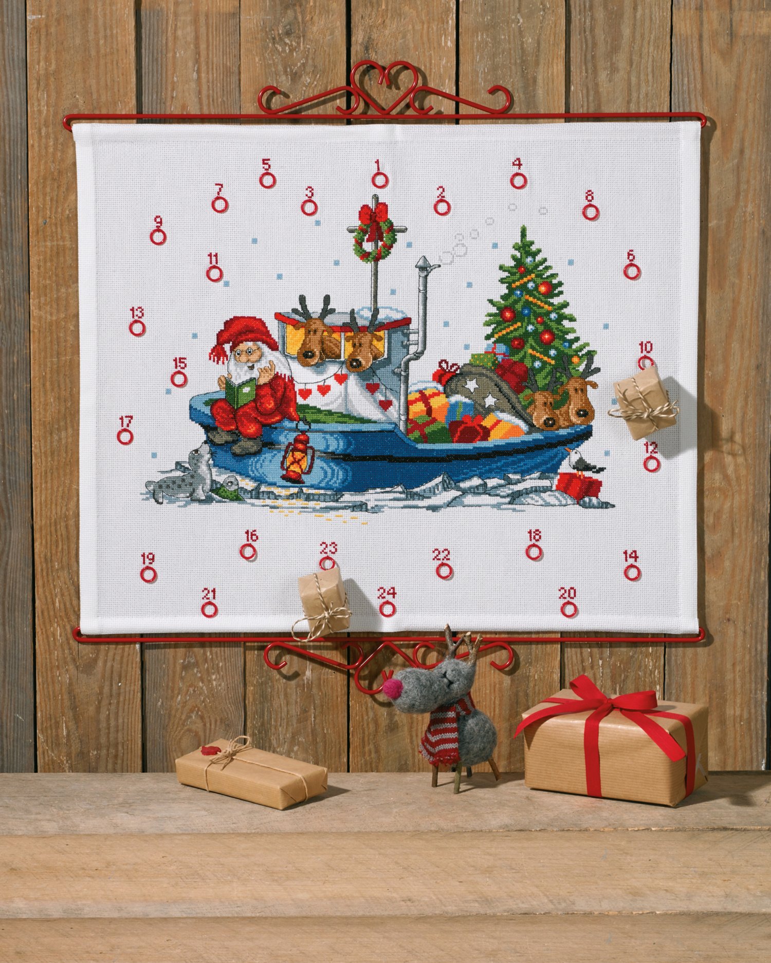 Broderipakning - Adventkalender - Julemand i b�d