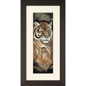 Broderipakning - Moderinstinkt - Tiger syet p bomuld