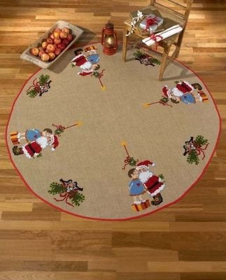 Frdigsyet Juletrstppe - Kys under Mistelten