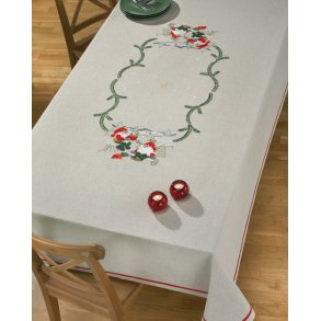 Broderipakning - Dug med ptegnet mnster - Nisser i skoven