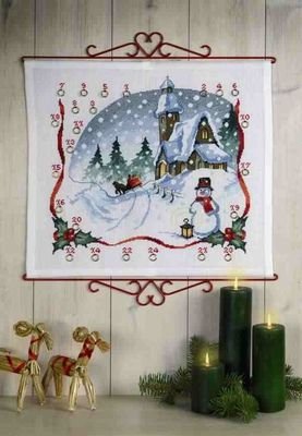 Broderipakning - Julekalender Kirke med kane og snemand