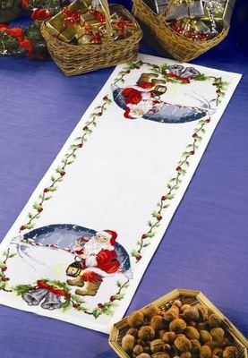 Broderipakning - Julelber med julemand