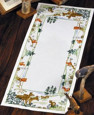 Broderipakning - L�ber med Skovens dyr