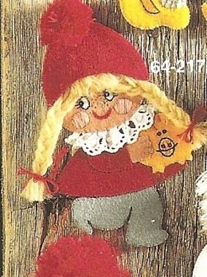 Mnster til filtnisse - Nissepige med gris 17 cm