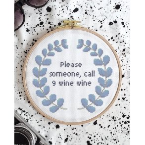 Broderikit - billede - Call 9 wine wine