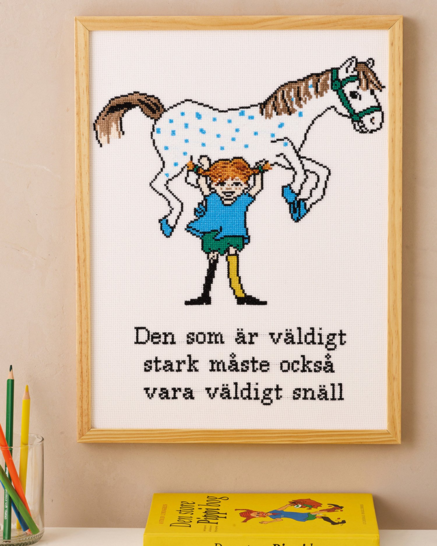 Broderipakning - Billede - Pippi med sin hest