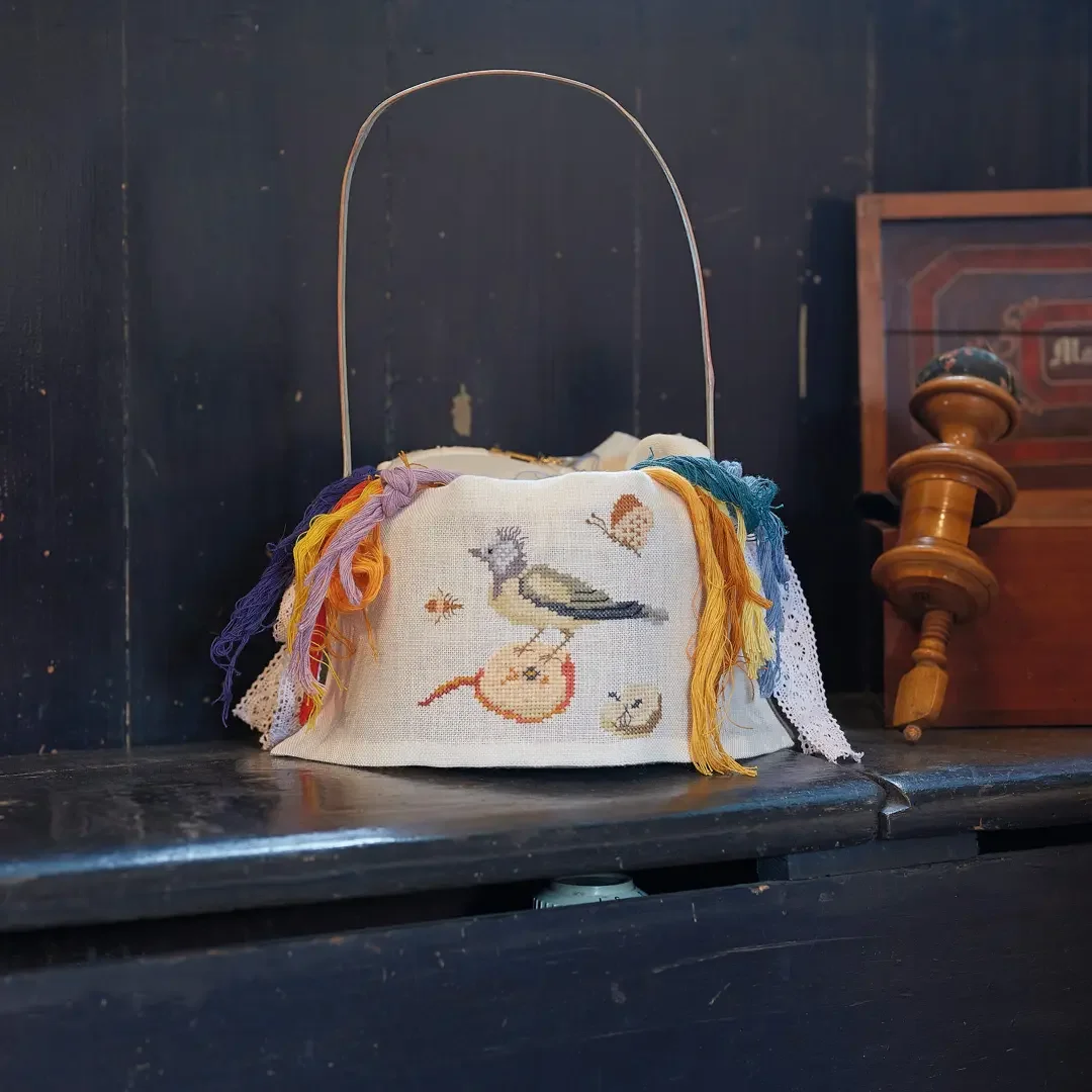 RETS KORSSTING 2025 fra Haandarbejdets Fremme - Mnsterbog - rskalender