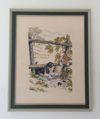 F�rdigbroderet - Hundehvalpe med pindsvin