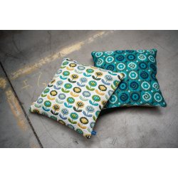 Broderipakning - pude - Swirls