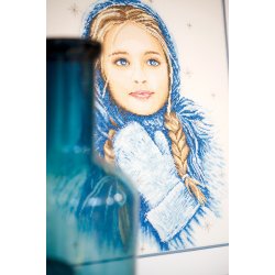 Broderipakning - vgbillede - Vinter pige