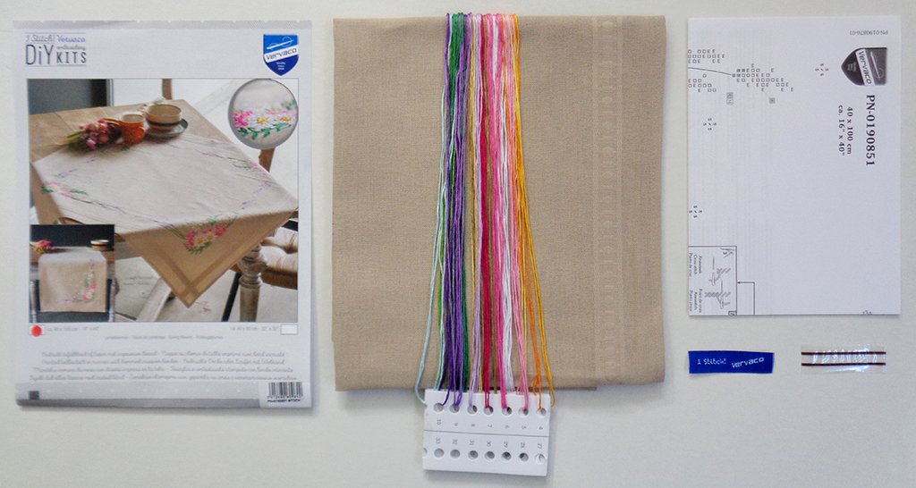 Broderi pakning - ptegnet bordlber eller dug - Forrsblomster