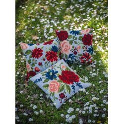 Broderipakning - stramaj pude - Smukke poner III