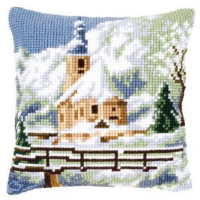 Stramaj - Pude med kirke