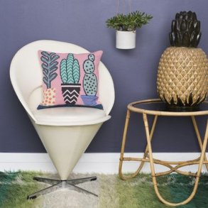 Broderipakning - Pude - Plante i en potte