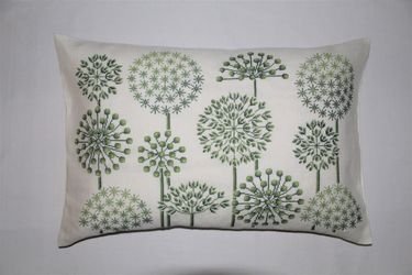 Broderipakning - Pude - Acapantus